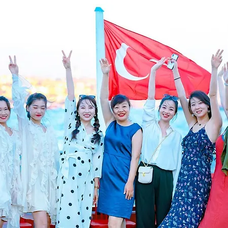 Turnatour Bosphorus Dinner Cruise *